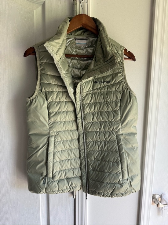 Columbia Jackets & Blazers - Columbia Women's Sage Quilted Packable Puffer Vest